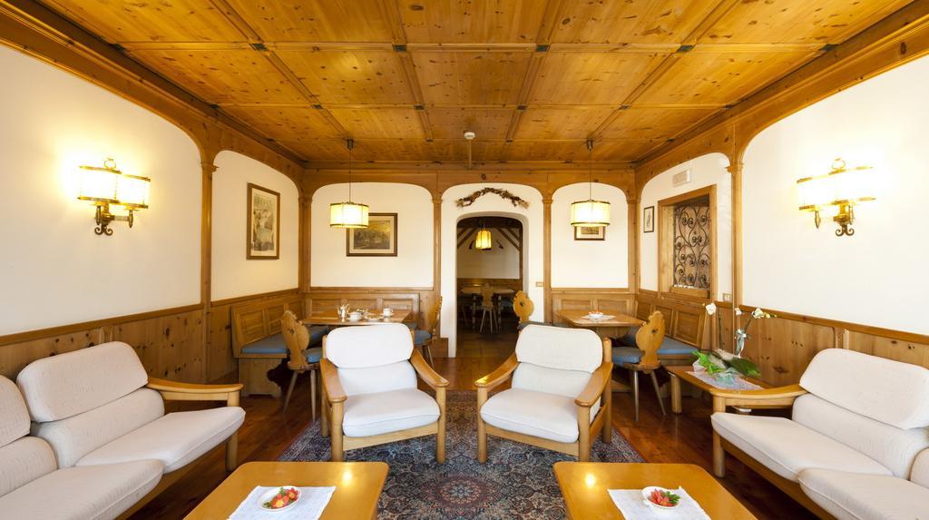 Hotel Bellaria - Кортина-д'Ампеццо Экстерьер фото